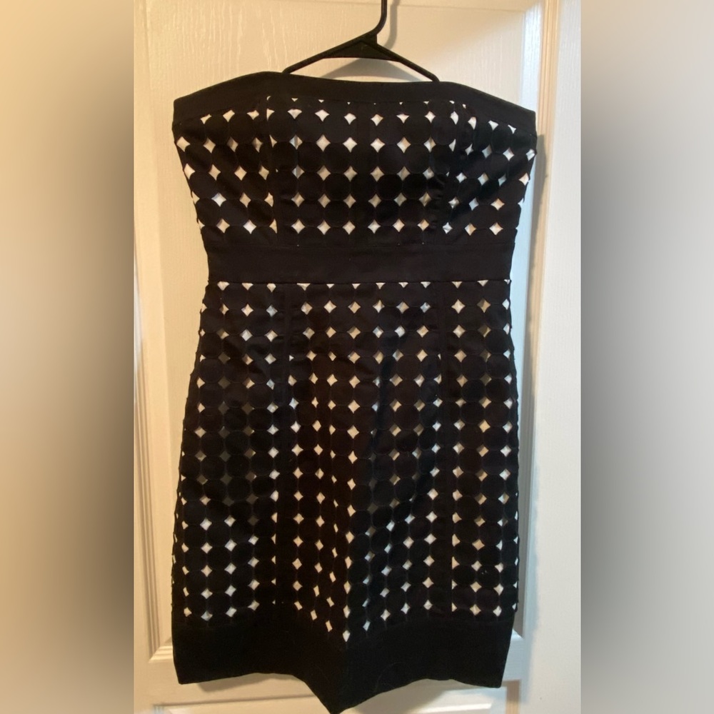 White House Black Market dress size 4 never worn with tags